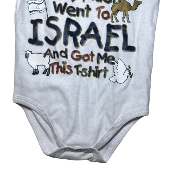 “Someone Who Loves Me Went to Israel” White Baby Onesie Size 12 Months - Picture 3 of 5